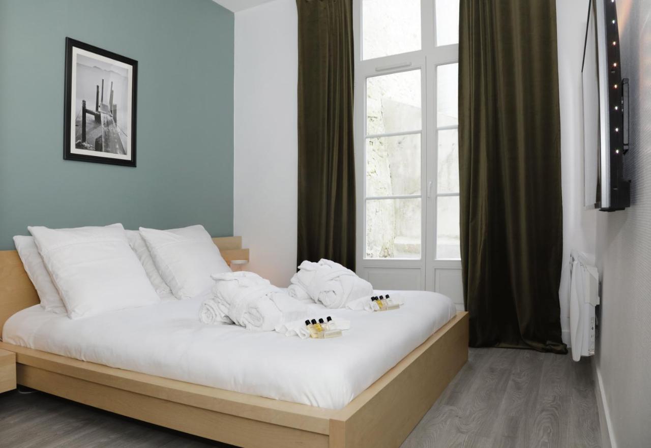 סנליס Suite Cosy Flat - Hyper-Centre Avec Sauna Privatif מראה חיצוני תמונה
